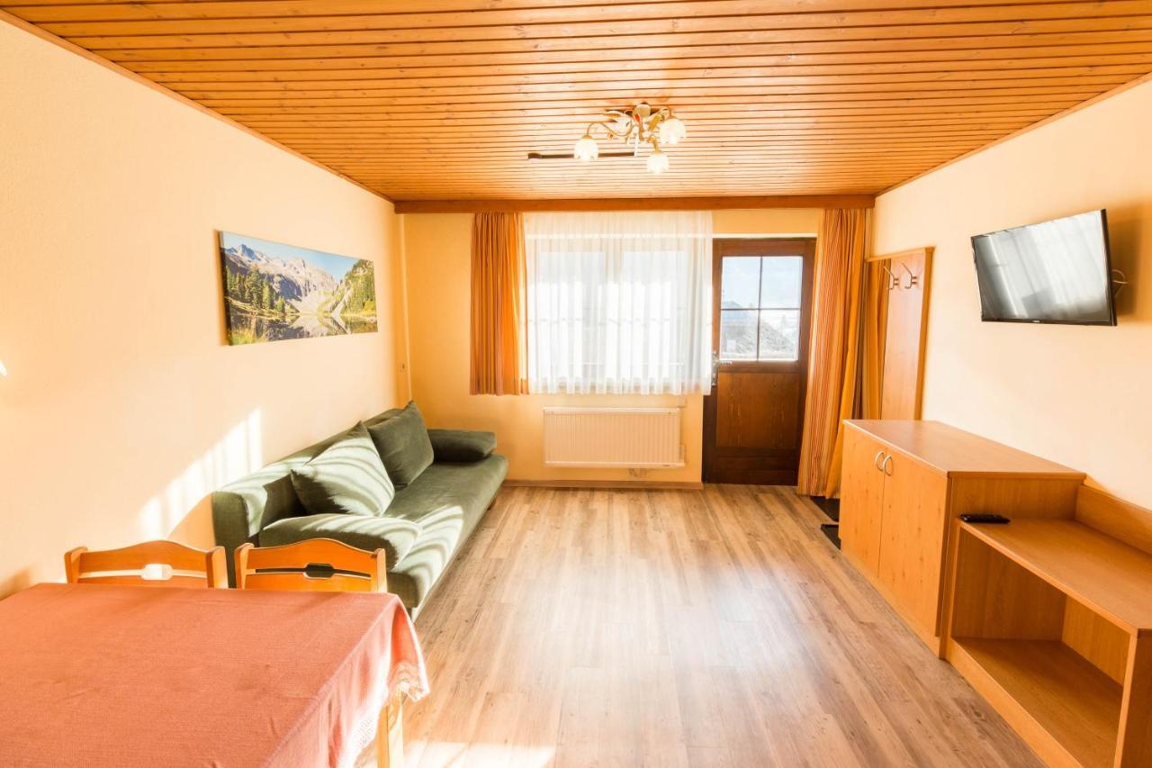 Hotel Weissenstein Sankt Michael im Lungau Extérieur photo